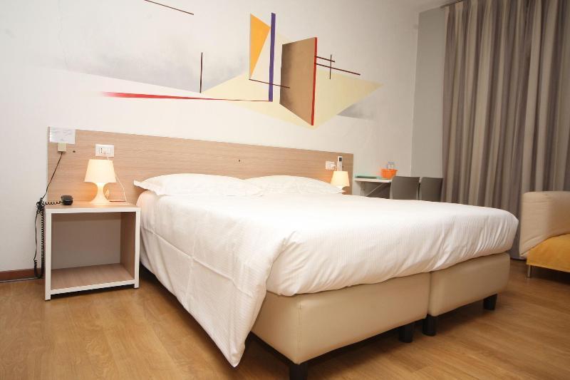 Anton&Art Hotel Lake Como Bagian luar foto