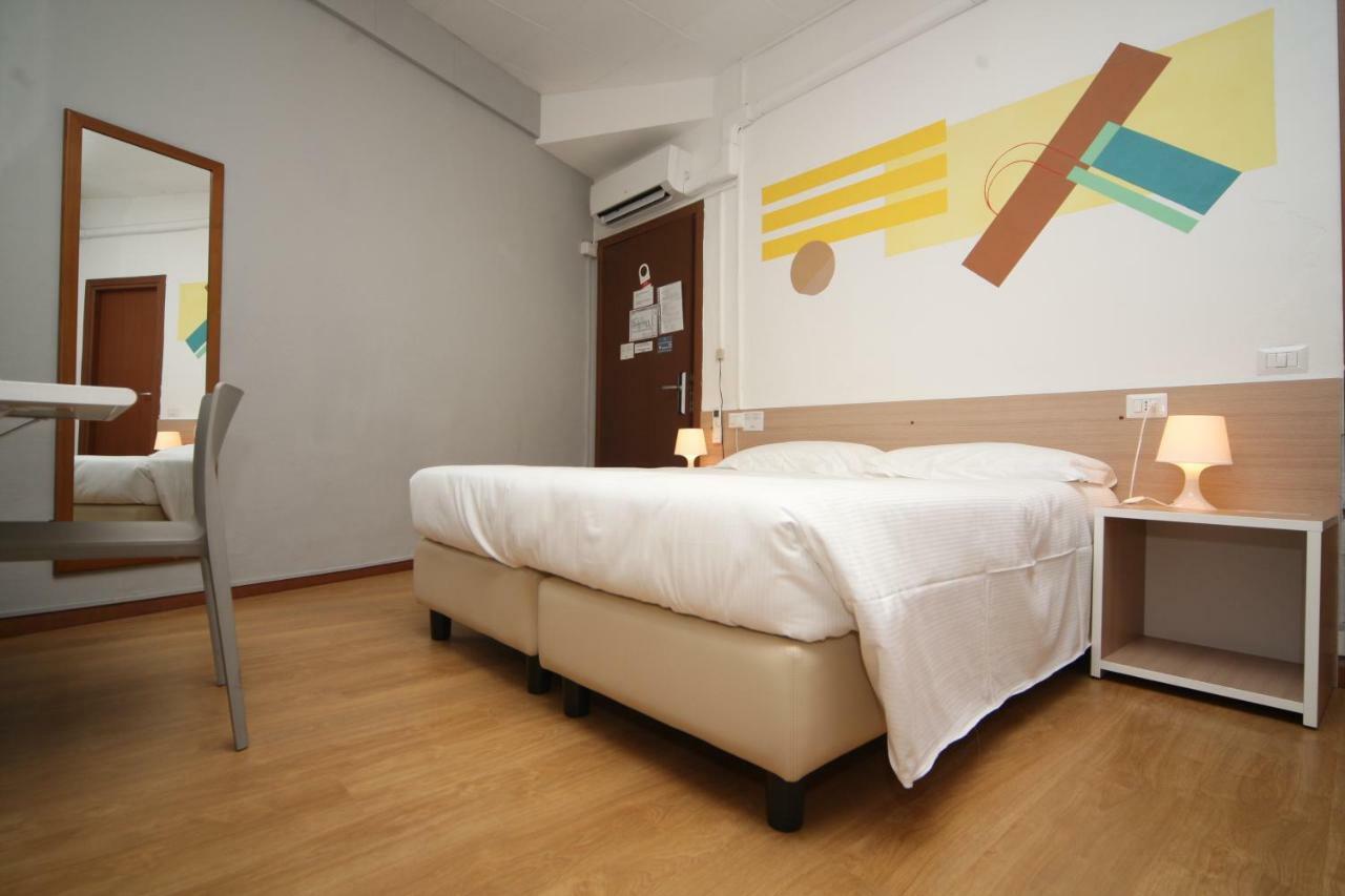 Anton&Art Hotel Lake Como Bagian luar foto