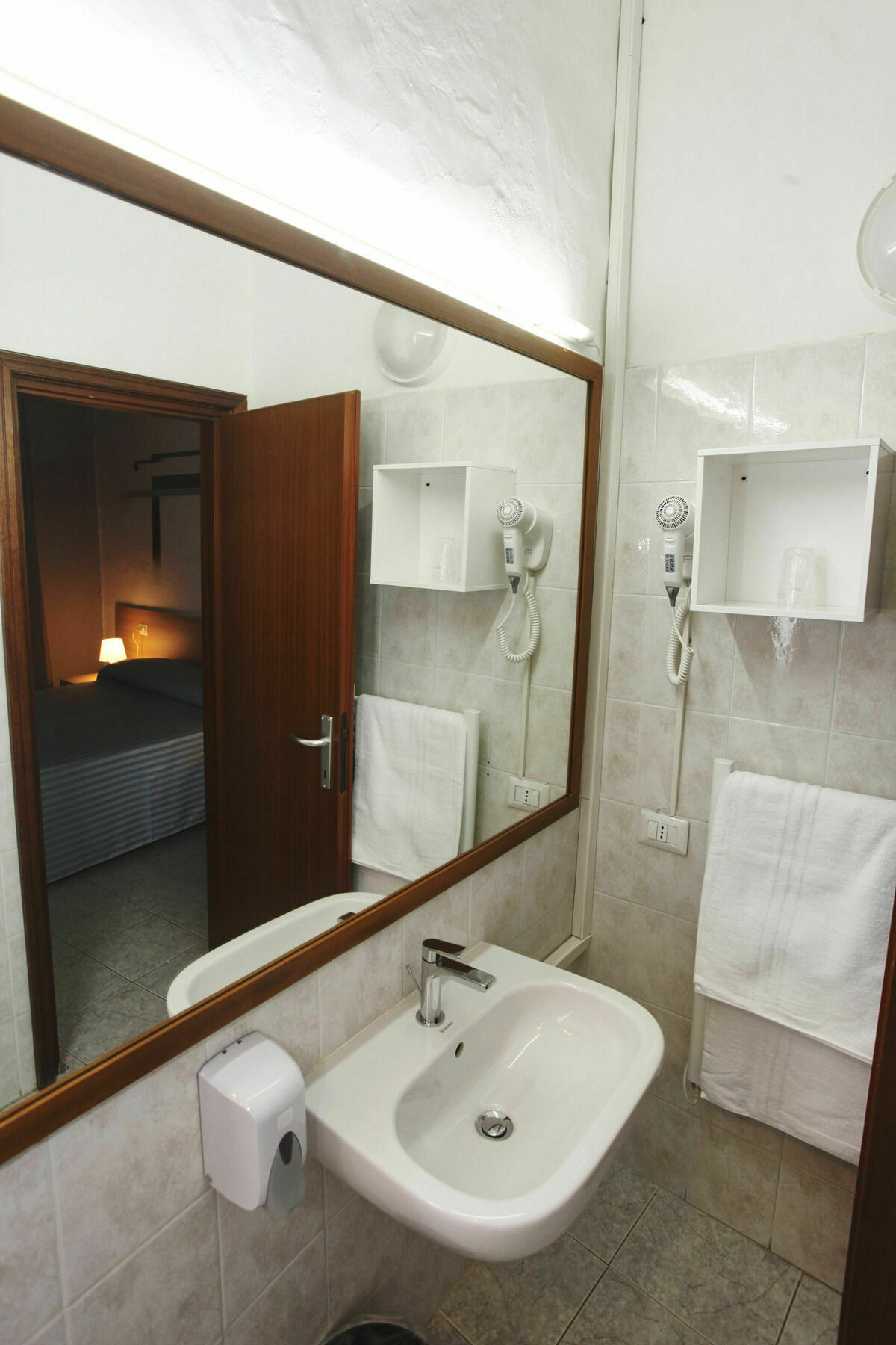 Anton&Art Hotel Lake Como Bagian luar foto